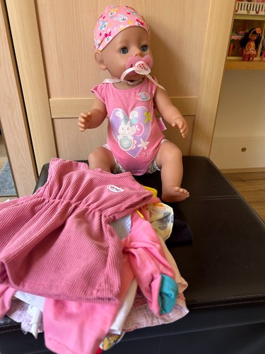 Zapf baby born magic - magic, eyes
